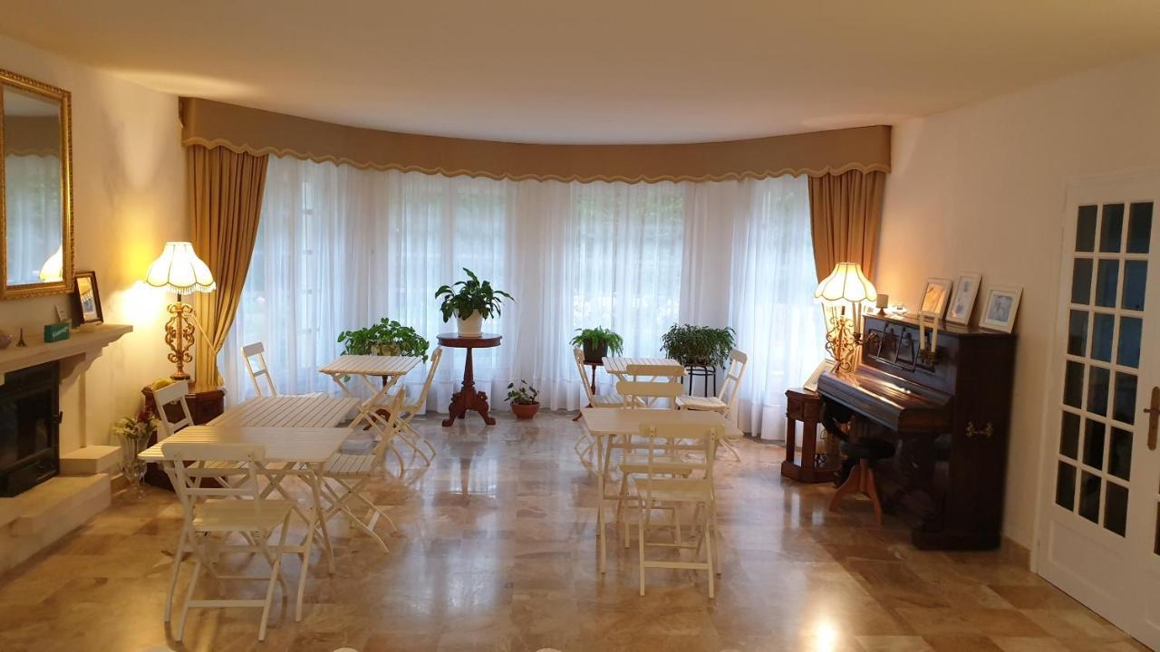 Bed and Breakfast Crown Roads Le Faouet  Экстерьер фото